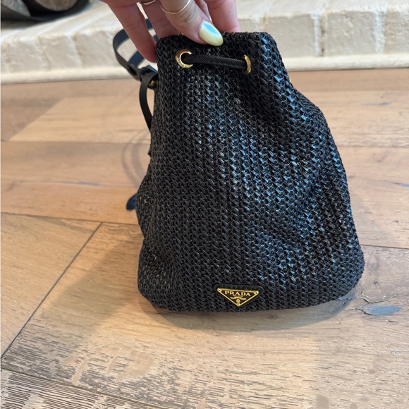 Black Woven Shoulder Bag - Picture 2 of 4